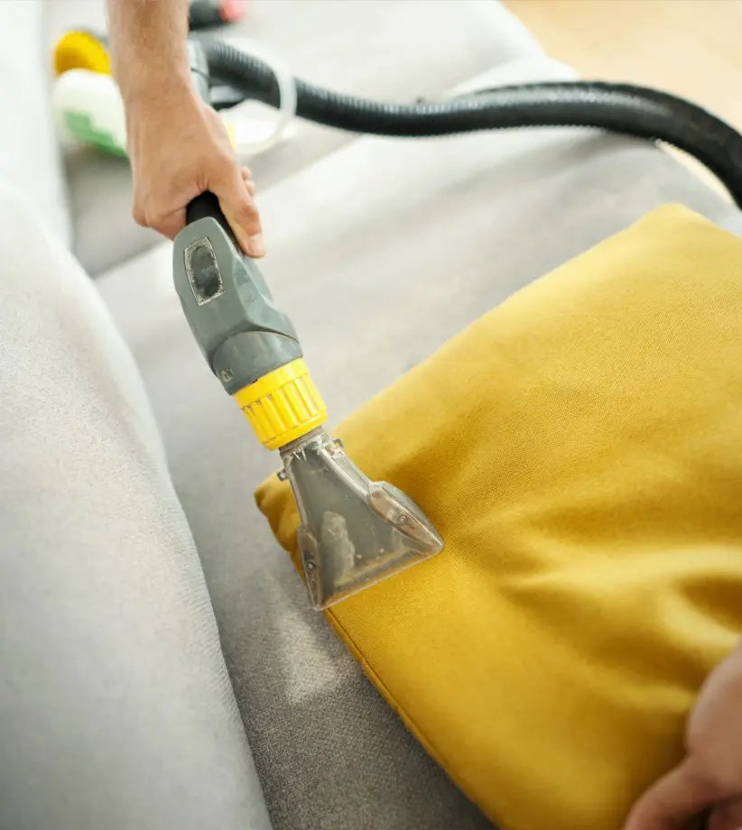 upholstery cleaning tool to wet vacuum
